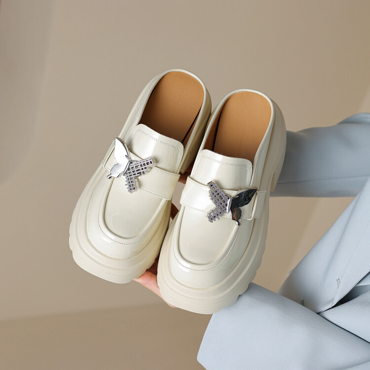 Women's Closed Toe Slippers with Patent Leather and Chunky Heel